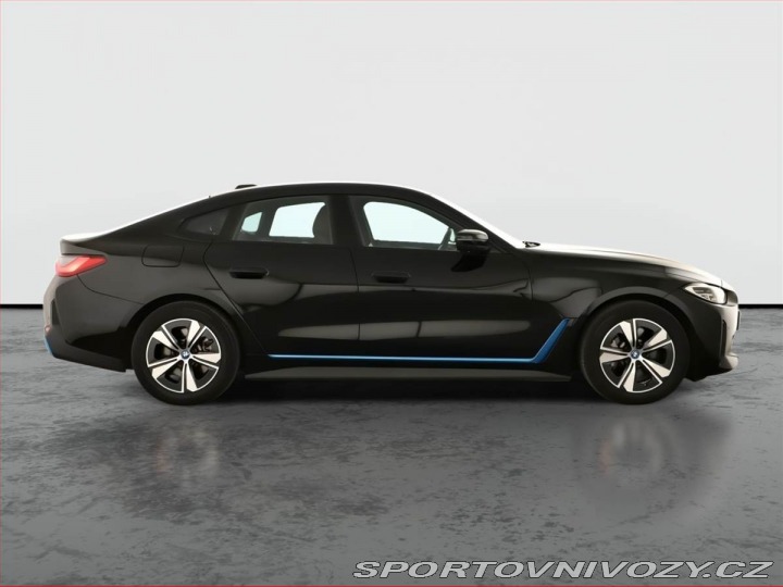 BMW i4 eDrive40, SoH 95% 2022