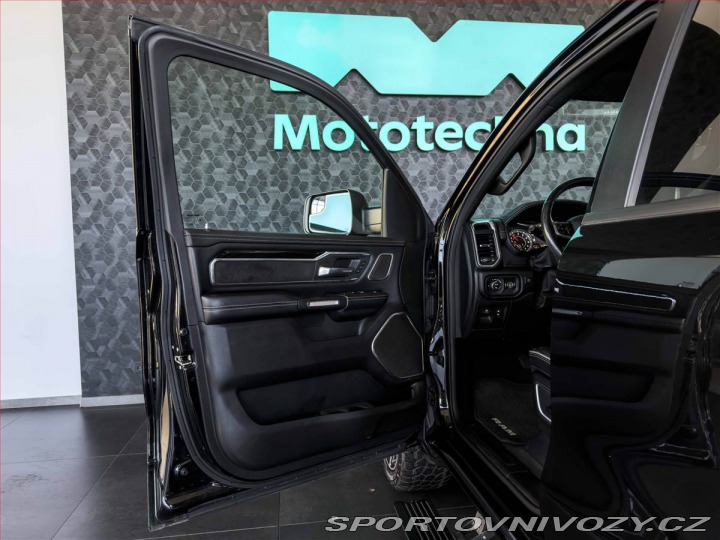 Ostatní značky Ostatní modely RAM 1500 5.7 V8 Hemi 2019