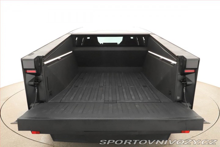 Tesla Ostatní modely Cybertruck Dual Motor AWD 2024