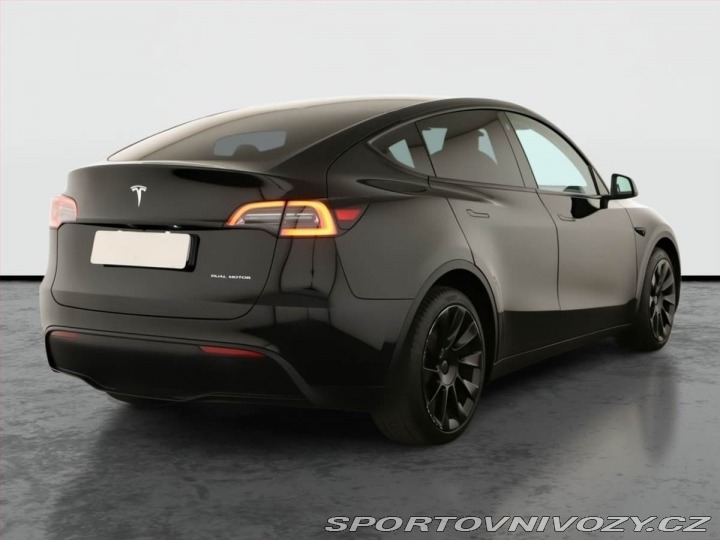 Tesla Model Y Long Range AWD 79kWh 2023