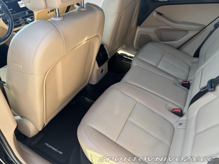 Porsche Macan 2.0 2022