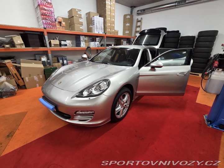 Porsche Panamera 4s 2010