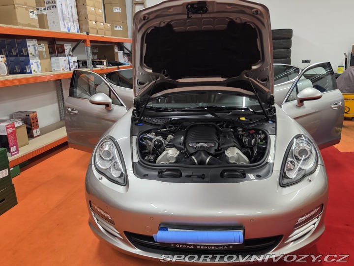 Porsche Panamera 4s 2010