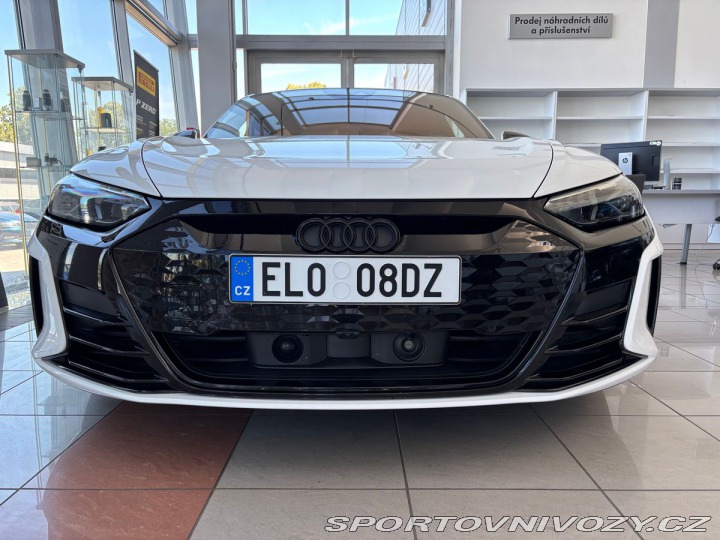 Audi Ostatní modely 440kW 2021