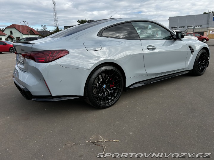 BMW M4 2024