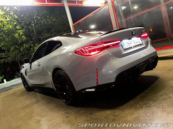 BMW M4 2024