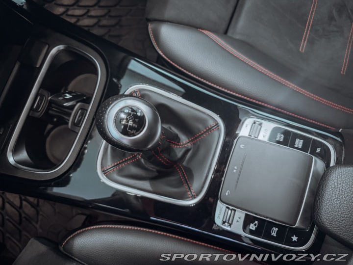 Mercedes-Benz CLA 200 2019