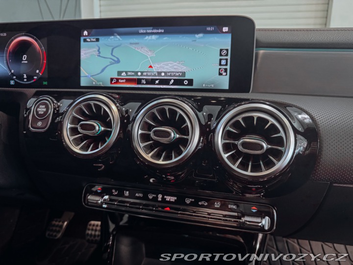 Mercedes-Benz CLA 200 2019
