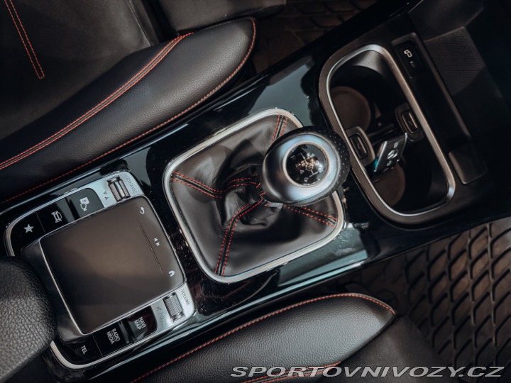 Mercedes-Benz CLA 200 2019