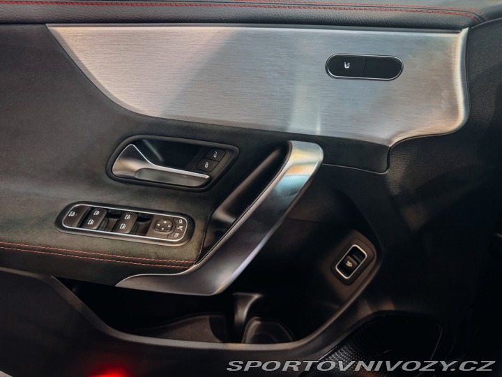 Mercedes-Benz CLA 200 2019