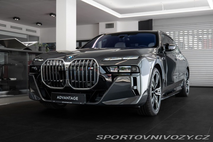 BMW Ostatní modely M70 xDrive Bower&Wilk 2023