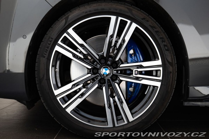 BMW Ostatní modely M70 xDrive Bower&Wilk 2023