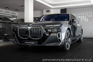 BMW Ostatní modely M70 xDrive Bower&Wilk 2023