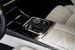 BMW Ostatní modely M70 xDrive Bower&Wilk 2023