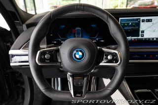 BMW Ostatní modely M70 xDrive Bower&Wilk 2023