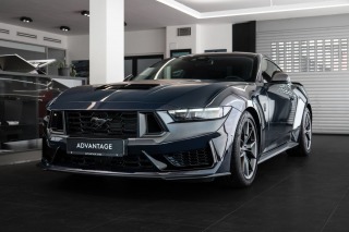 Ford Mustang Dark Horse