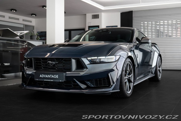 Ford Mustang Dark Horse 2025