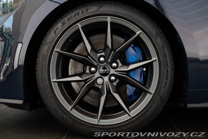 Ford Mustang Dark Horse 2025