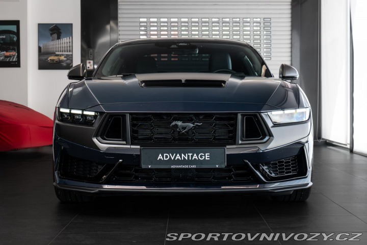 Ford Mustang Dark Horse 2025