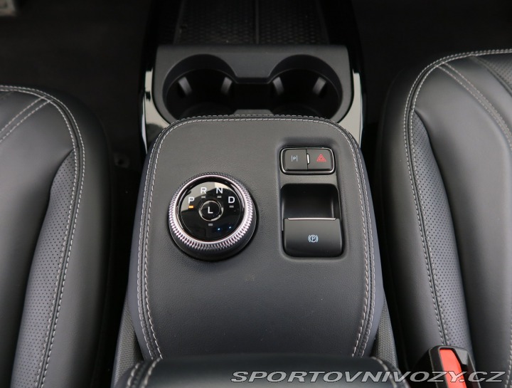 Ford Mustang Mach-E Standard Range RW 2021
