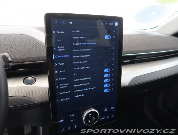 Ford Mustang Mach-E Standard Range RW 2021