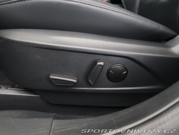 Ford Mustang Mach-E Standard Range RW 2021