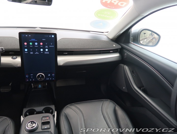 Ford Mustang Mach-E Standard Range RW 2021