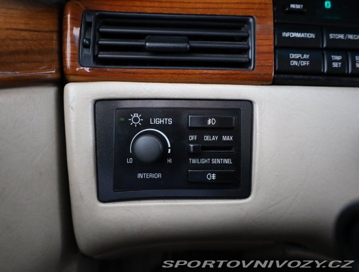 Ostatní značky Ostatní modely Cadillac Seville  4.9 V8 1993