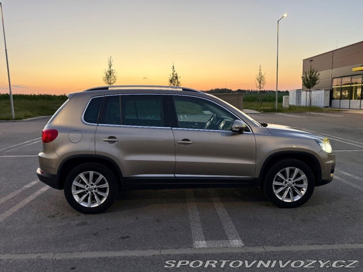 Volkswagen Ostatní modely Tiguan 2,0   TDI 103 kW 4x4 DSG 2012