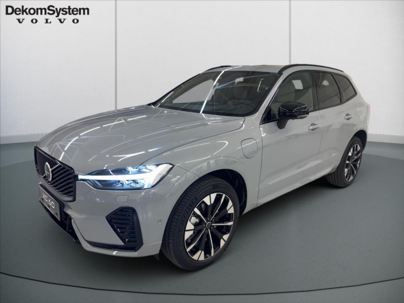 Volvo Ostatní modely XC60 2,0 XC60T8 Ultra Dark   0