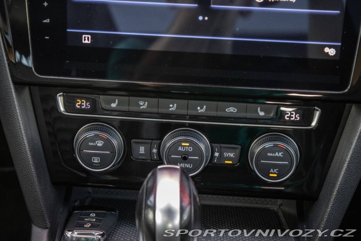 Volkswagen Ostatní modely Passat Variant Variant  Elegance GT 200k 2020