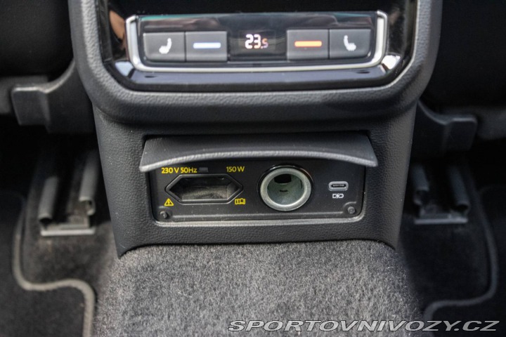 Volkswagen Ostatní modely Passat Variant Variant  Elegance GT 200k 2020