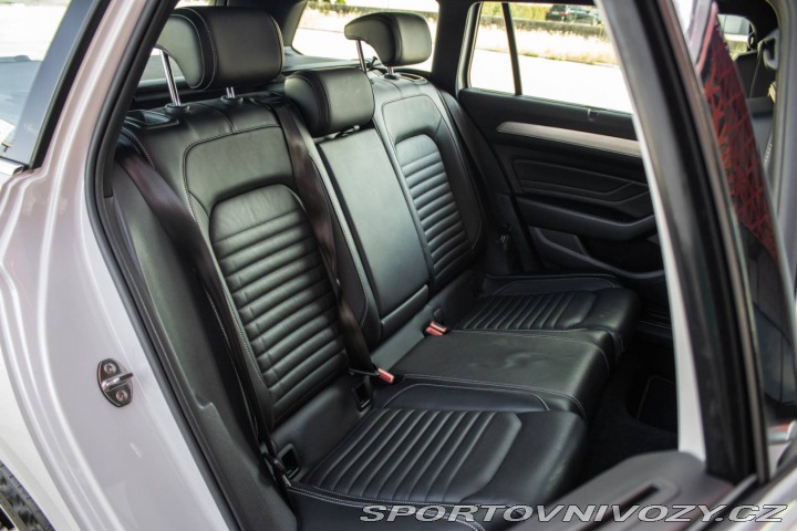 Volkswagen Ostatní modely Passat Variant Variant  Elegance GT 200k 2020