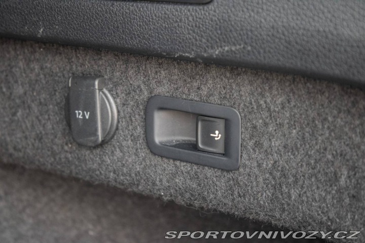 Volkswagen Ostatní modely Passat Variant Variant  Elegance GT 200k 2020