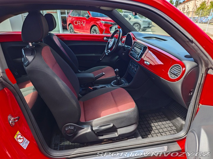Volkswagen Beetle 1.2 TSI Design REZERVACE 2012