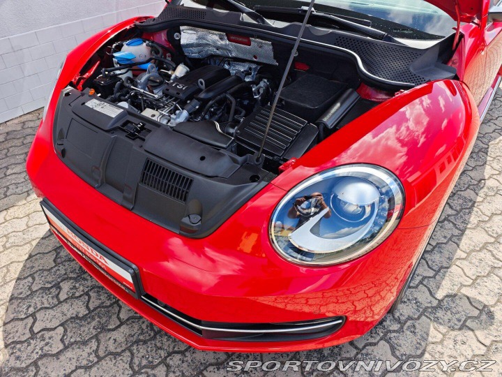 Volkswagen Beetle 1.2 TSI Design ČR 94.300k 2012