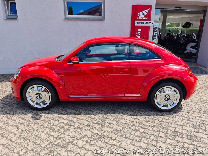 Volkswagen Beetle 1.2 TSI Design REZERVACE 2012