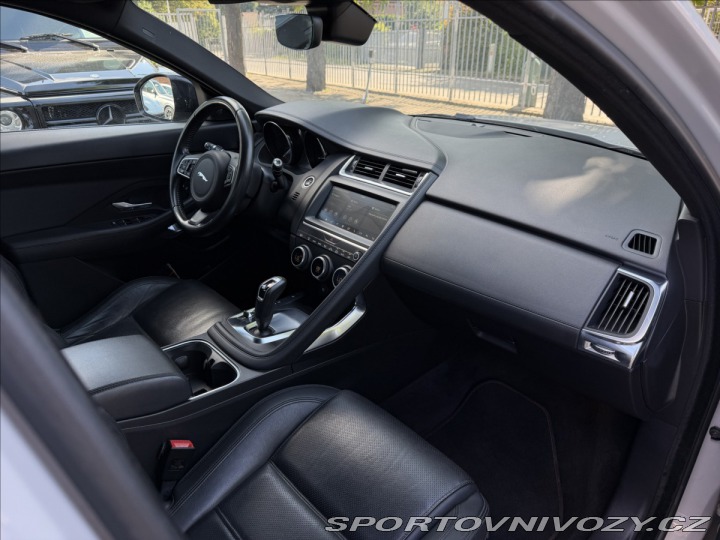 Jaguar E-Pace 2.0 D180 První majitel ČR 2018
