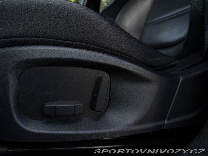 Jaguar E-Pace 2.0 D180 První majitel ČR 2018