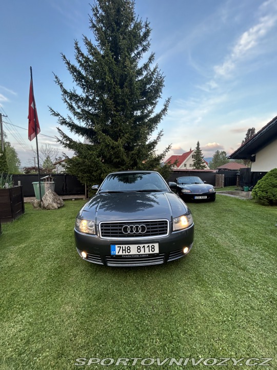 Audi A4 Audi a3 3.0i manuál 2004