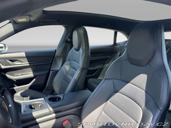 Porsche Taycan Sport Turismo 2023