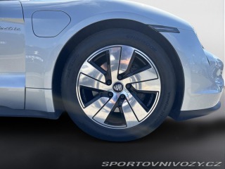 Porsche Taycan Sport Turismo 2023