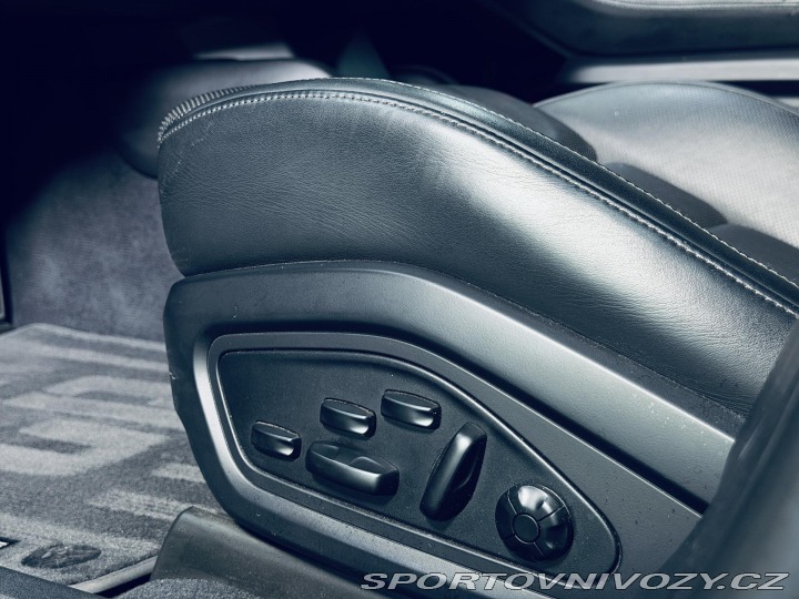 Porsche Taycan Turbo S*KERAMIKY*REZERVAC 2020