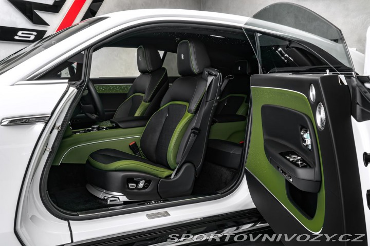 Rolls Royce Spectre 2024