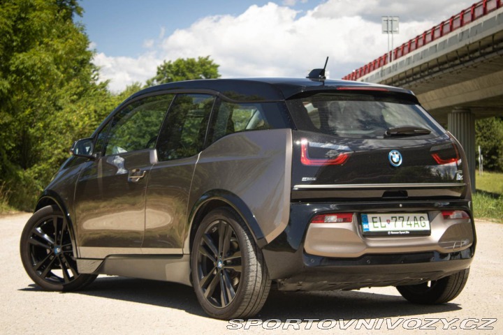 BMW i3 120 Ah / V ZÁRUKE / AJ N 2019