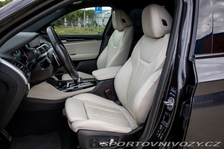 BMW X4 M40i A/T, 260kW, A8 / AJ 2018