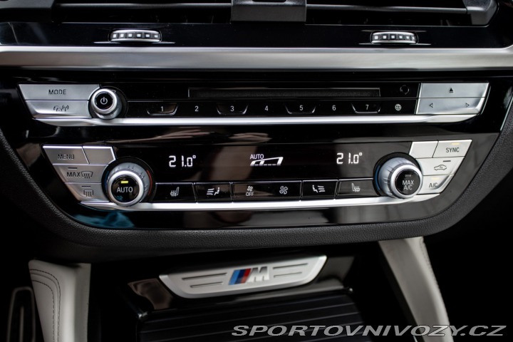 BMW X4 M40i A/T, 260kW, A8 / AJ 2018