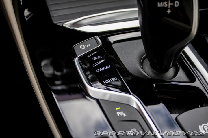 BMW X4 M40i A/T, 260kW, A8 / AJ 2018