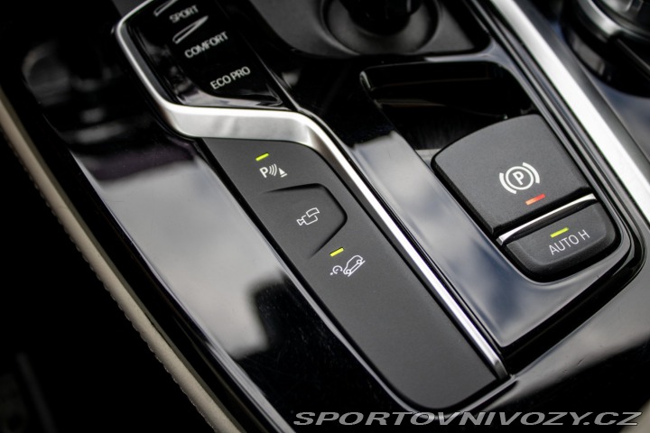 BMW X4 M40i A/T, 260kW, A8 / AJ 2018