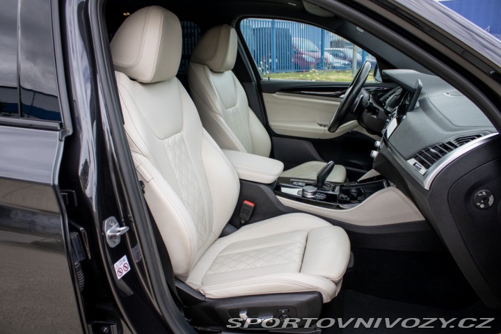 BMW X4 M40i A/T, 260kW, A8 / AJ 2018